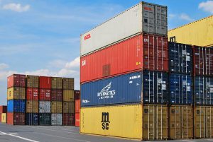 Jak odbywa się import z Chin do Polski?